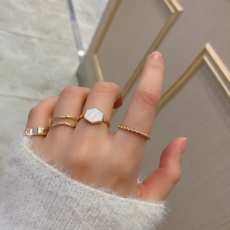 Set 4 Nhẫn Phong Cách Hàn Quốc Sành Điệu Thời Trang Cho Nữ