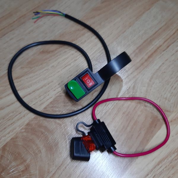 Cụm công tắc Mơ-Tắt-Mở màu XanhĐỏ có chuyển Mạch Passing tiếp xúc bằng Bạc cho đèn trợ sáng Bi mini 2 màu