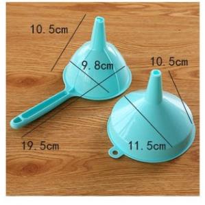 Phễu Rót Chất Lỏng Bằng Nhựa Cán Dài