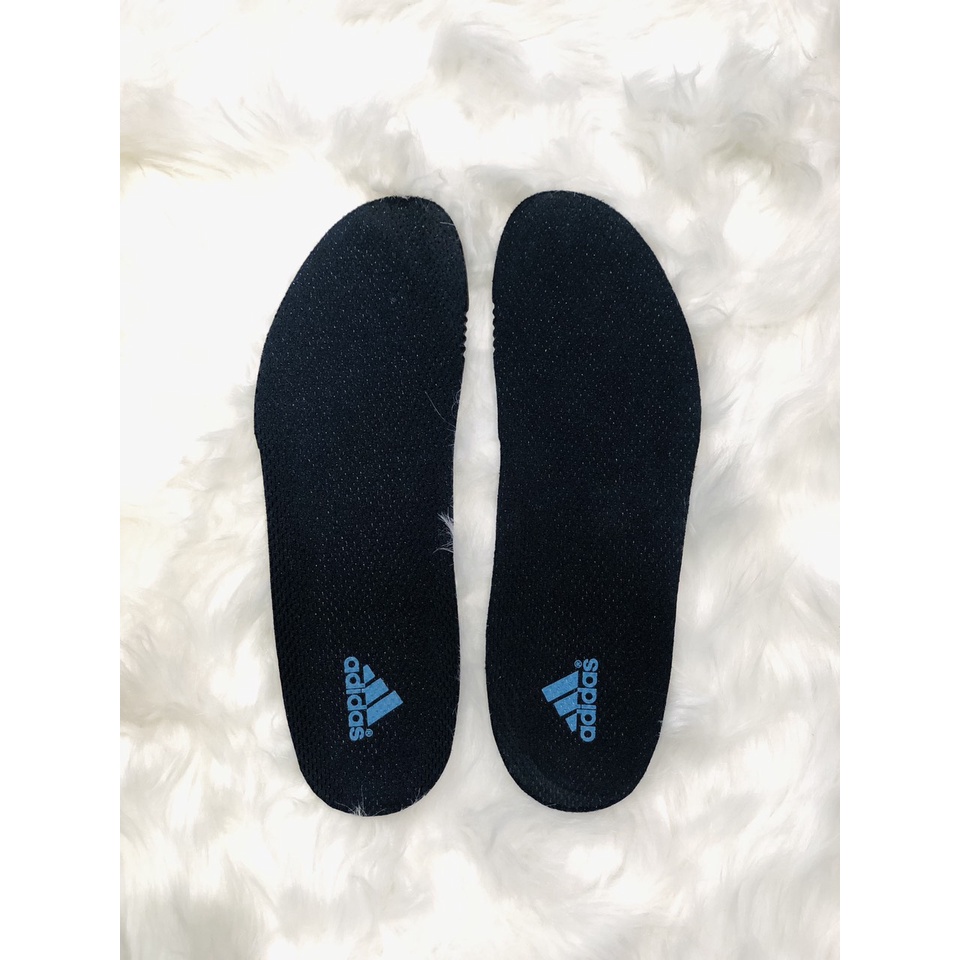 LÓT GIÀY THỂ THAO