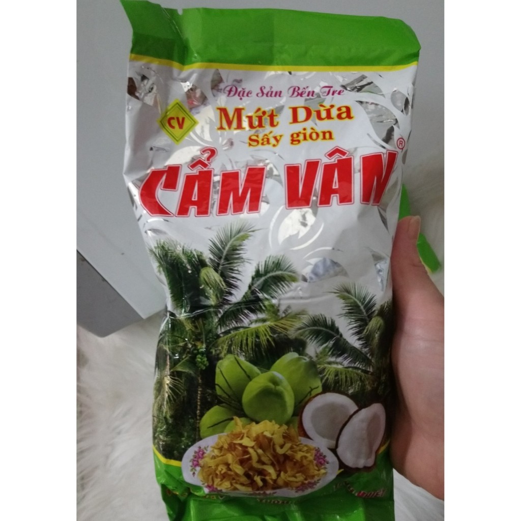 Mứt dừa sấy khô cao cấp gói 240g cho vào chè/ăn liền