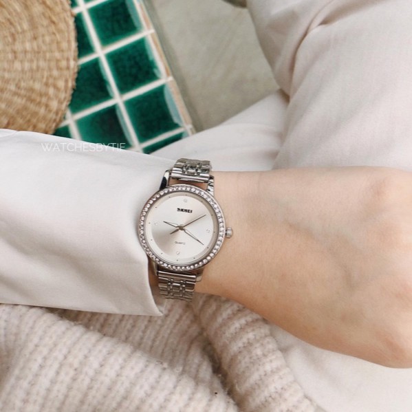 [KÈM VIDEO] Đồng hồ nữ SKMEI WOMEN bạc viền đá 30mm | BigBuy360 - bigbuy360.vn
