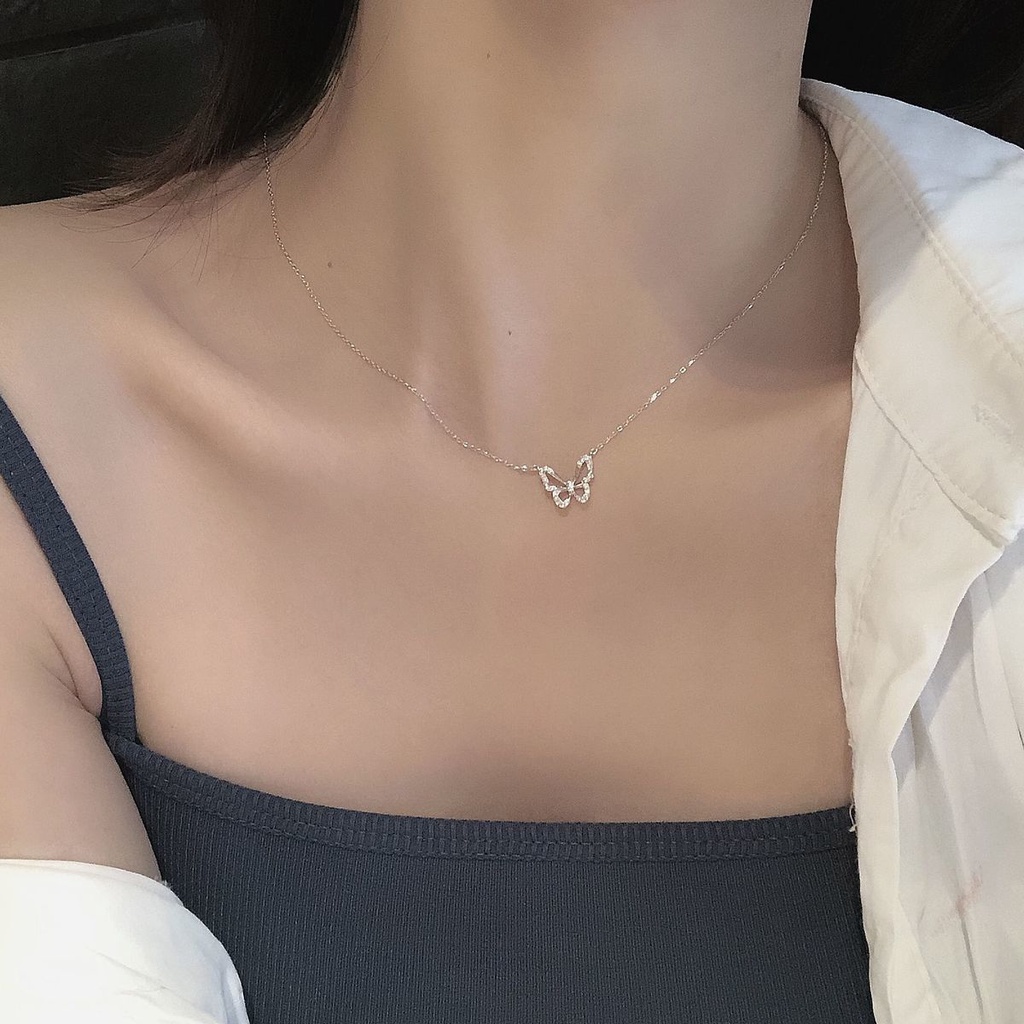 Dây Chuyền Mặt Hình Bươm Bướm Rỗng Đính Đá R146 Thời Trang Đơn Giản Cho Nữ R146