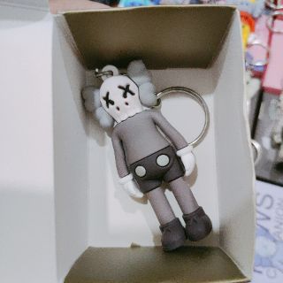 Móc khoá KAWS siêu đẹp [ full box ]