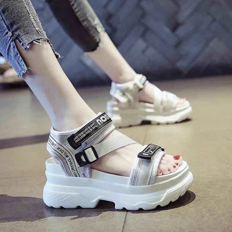 Sandal nữ thời trang Ulzang kiểu dáng đế cao quai RAWM cao cấp 2 màu nữ tính