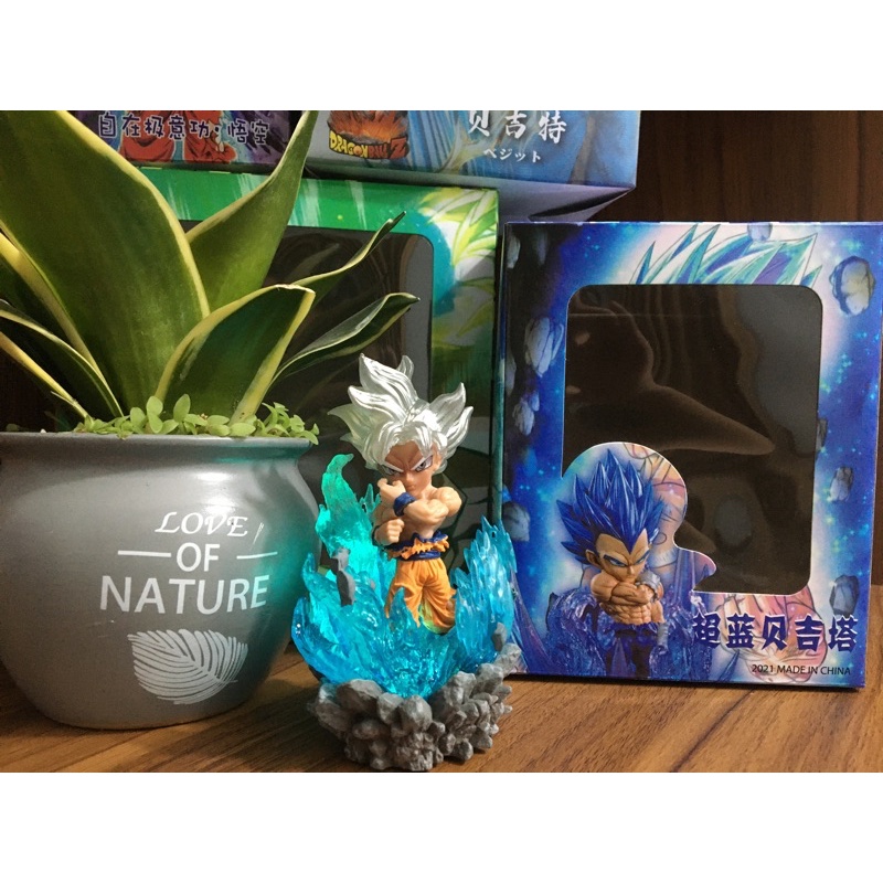Mô hình Goku Ultra Instinct - Dragon Ball - Hiệu ứng Led