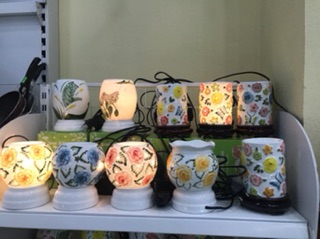 Đèn xông tinh dầu