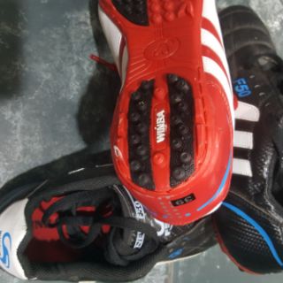 Giày đá bóng F50