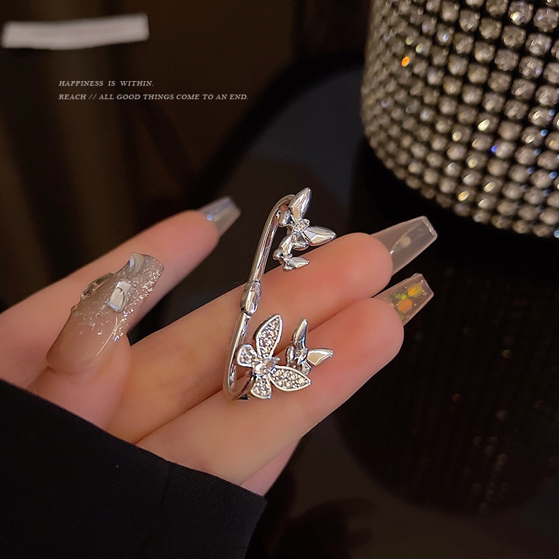 Đôi Khuyên Tai Hình Bướm Đính Đá Phong Cách Retro Thời Trang