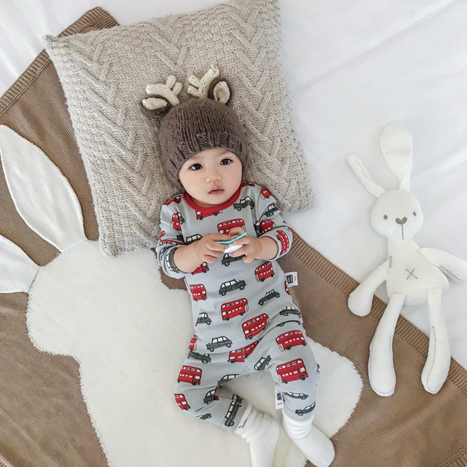 Bộ quần áo dài tay cotton cho bé trai và bé gái Magickids BR18014