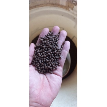 Thức ăn cho cá. ếch. độ đạm 40. chiếc lẻ 1kg