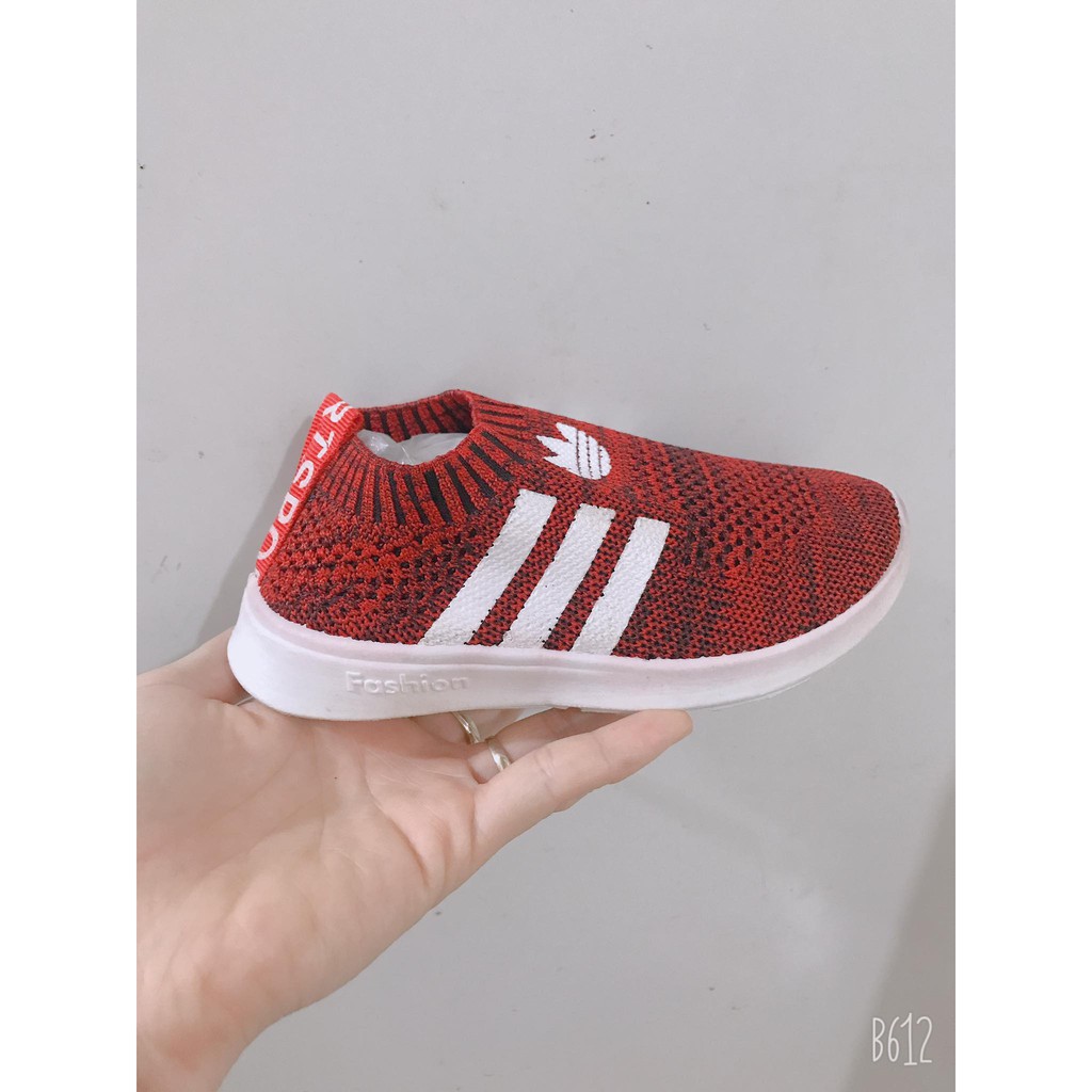 giày thể thao 3 sọc adidas cho bé (ảnh thật tự chụp )