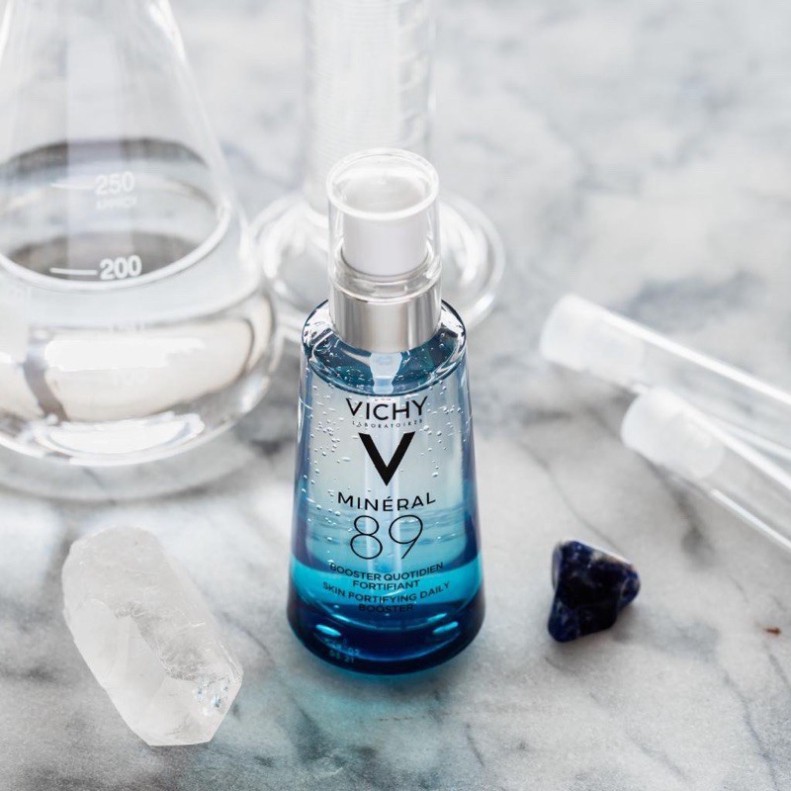 Tinh chất dưỡng da cô đặc Vichy Mineral 89