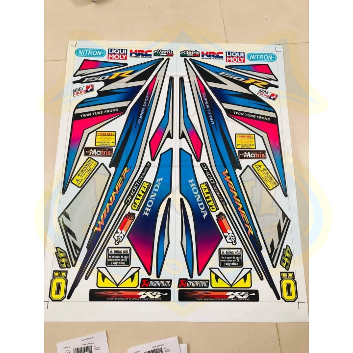 ( Quí khách vui lòng mang ra tiệm cho thợ dán ) Tem winner R đen