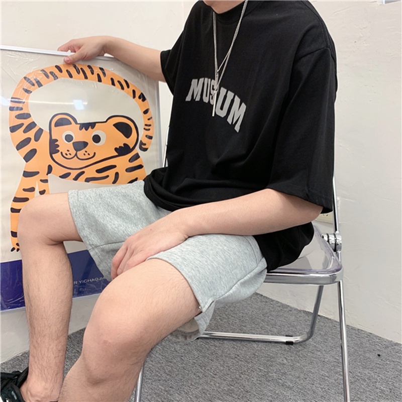 Áo thun nam nữ unisex cộc tay phông body teen cổ tròn MUSEUM oversize cotton giá rẻ basic đen trắng ulzzang nhóm