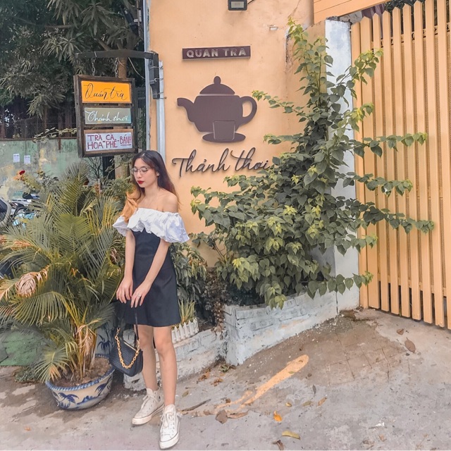 Váy trễ vai đuôi cá dáng xoè pass