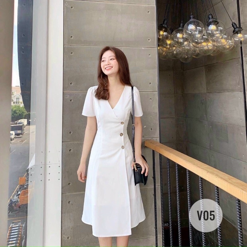 LIKEHER - ĐẦM THIẾT KẾ V05 DÁNG DÀI NÚT GỖ