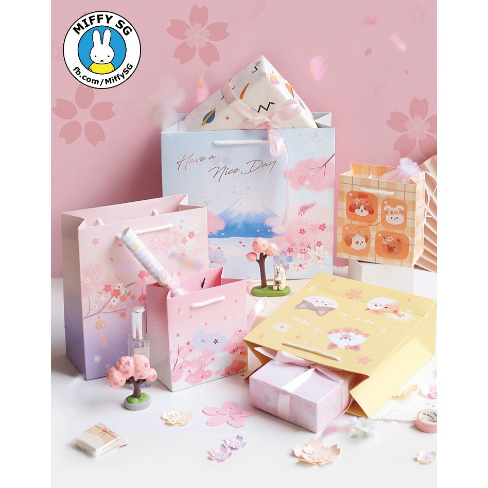 Túi giấy đựng quà tặng MÙA HOA ĐÀO | BigBuy360 - bigbuy360.vn