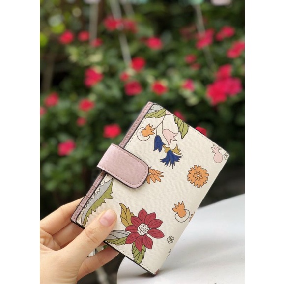 Ví hoa xuất
