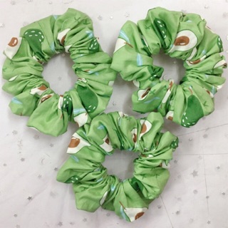 Dây buộc tóc Scrunchies hình quả bơ