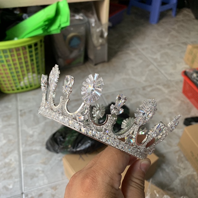 Siêu phẩm vương miện cô dâu