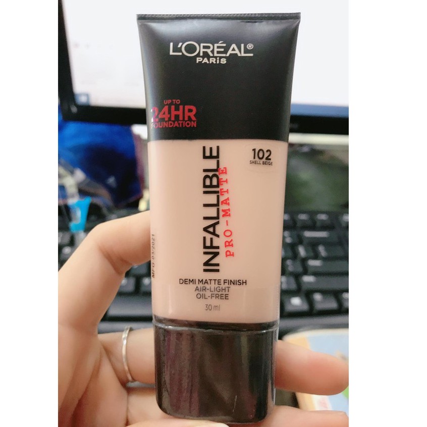 Kem Nền BB Trang Điểm Lâu Trôi L'Oreal Infallible Pro-Matte 24H Foundation Makeup 30ml