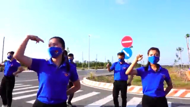 Khẩu trang cho cán bộ Đoàn