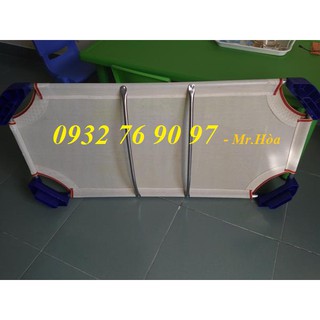 Giường ngủ trẻ em hình Doremon