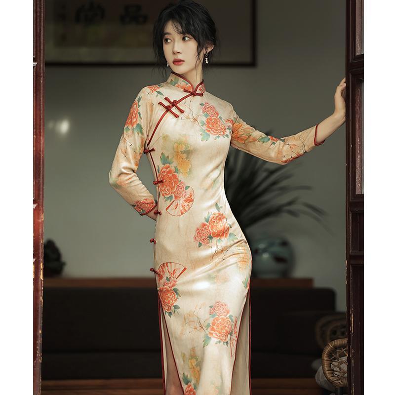 Sườn Xám Cách Tân Dài Tay Bằng Nhung Phong Cách retro Thời Trang Thu Đông 2021