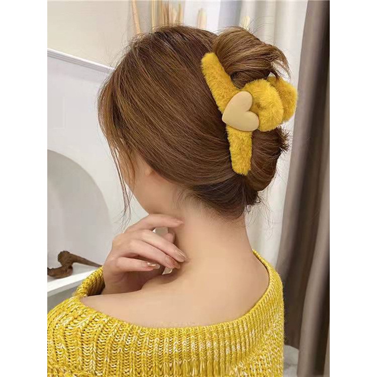 Kẹp Tóc Phủ Lông Hình Cá Mập Cỡ Lớn Độc Đáo
