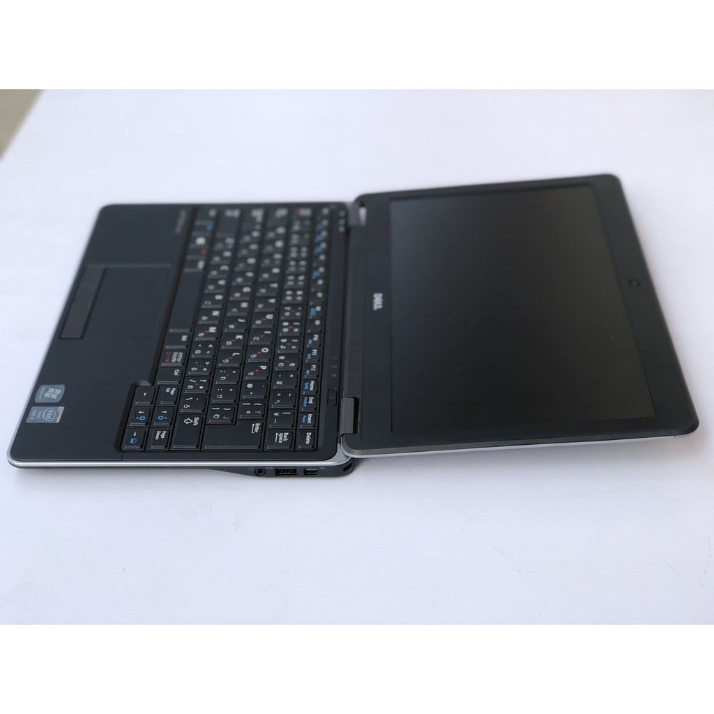 [Đẹp Bổ Rẻ] Laptop cũ Dell Latitude E7240 mỏng nhẹ