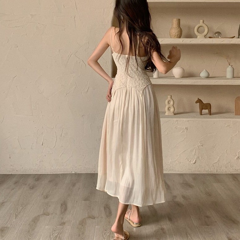 Đâm hai dây dáng xòe midi Emilyshop