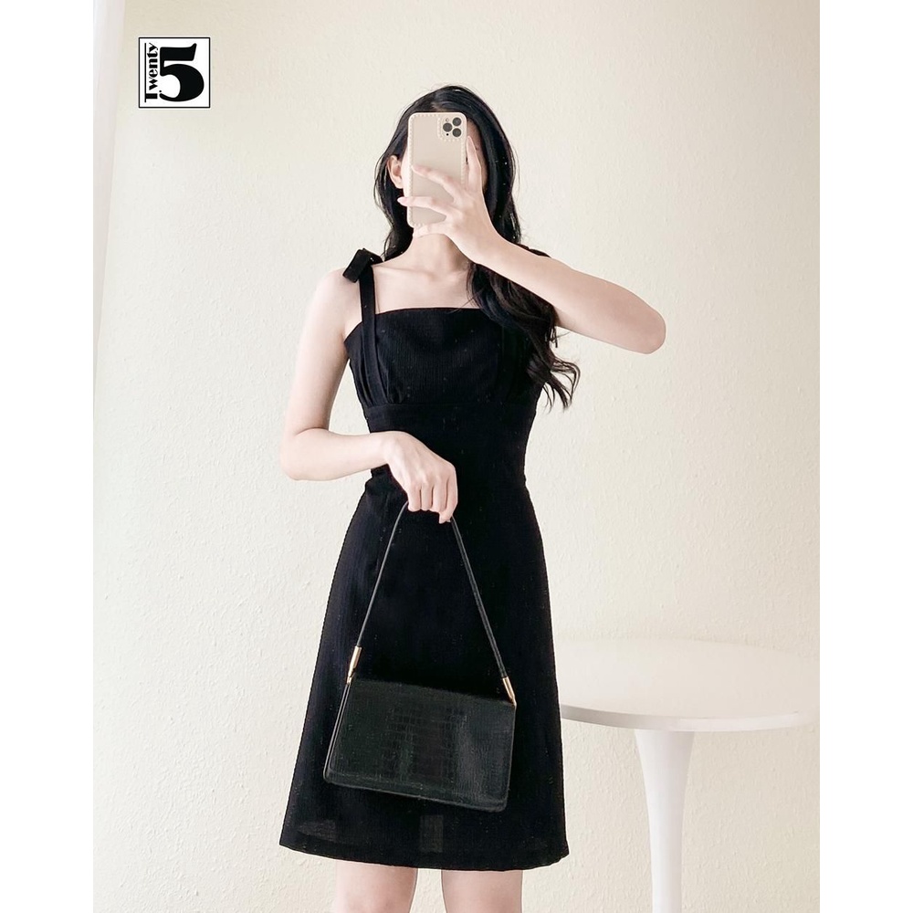 Đầm váy dự tiệc đi chơi đính dây thắt nơ vai nữ tính chất thun xốp Twentyfive TD36