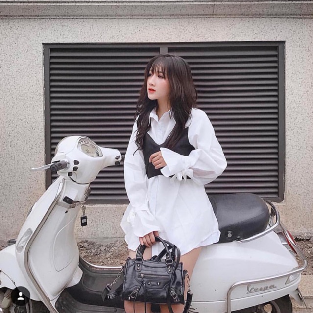 Sơ mi liền yếm ulzzang | BigBuy360 - bigbuy360.vn