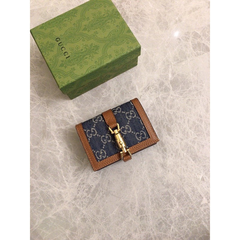 Ví mini thiết kế khoá sang trọng nhỏ gọn quý phái Gucci GG da thật cao cấp