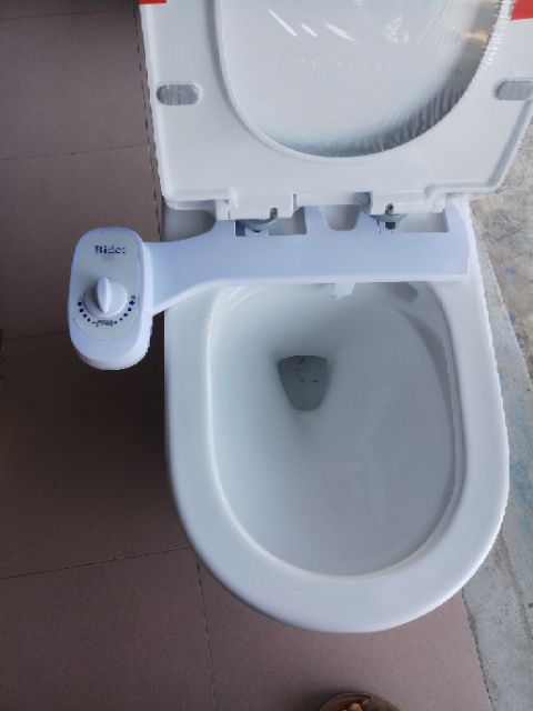 Vòi xịt bồn cầu thông minh Bidet công nghệ nhật bản