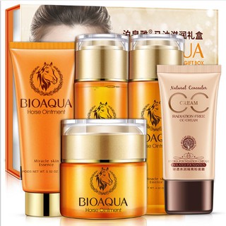 Bộ chăm sóc da dưỡng ẩm tinh chất dầu ngựa bioaqua