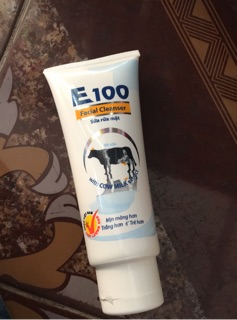 Sữa rửa mặt bò sữa E100 50ml