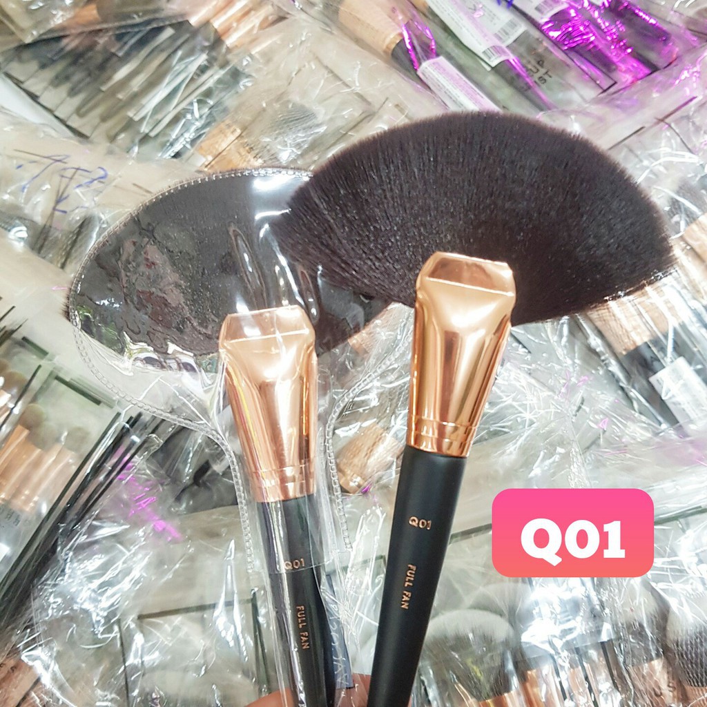 Cọ Phủ Quạt Vacosi Fan Powder Brush Q01