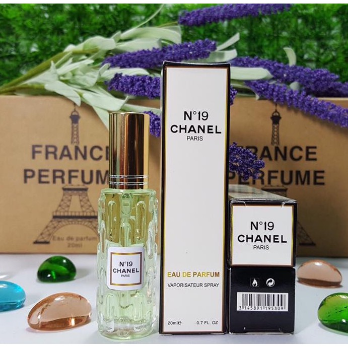 Nước hoa mini n 19 nữ chai 20ml dạng xịt- mẫu 4d- Mùi N 19