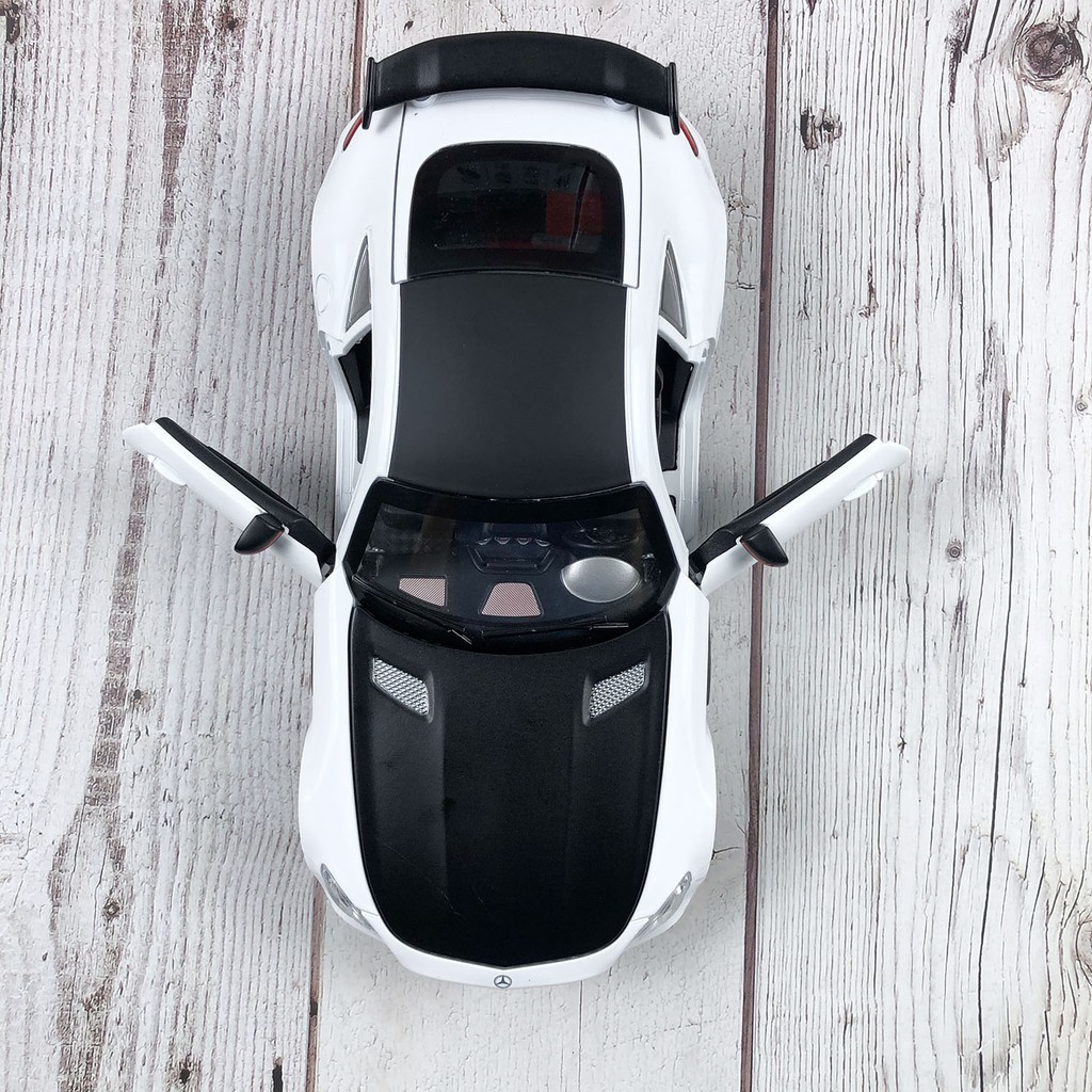 Mô Hình Xe Mercedes AMG GTR 1:24 hãng Chezhi - Có Hộp Đựng