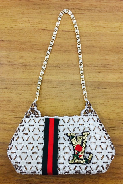 Túi Hạt Cườm Kết Hình Ủi Handmade