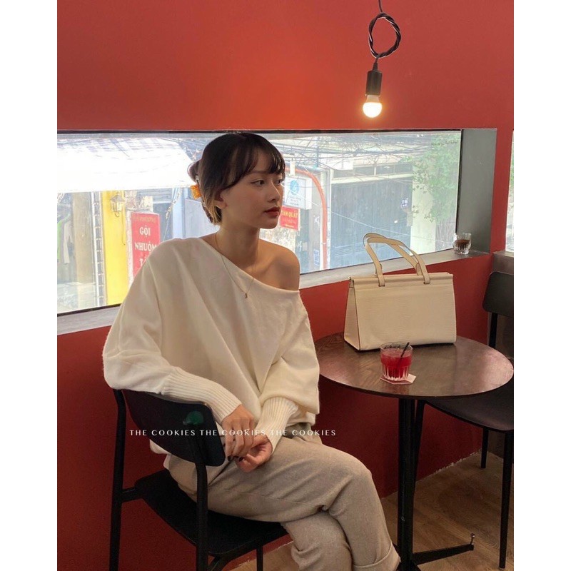 Áo Len lệch vai VITA SWEATER thiết kế dài tay kín đáo sang trọng