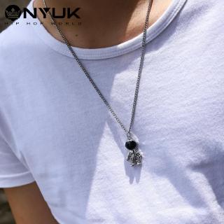 dây chuyền mặt hình phi hành gia