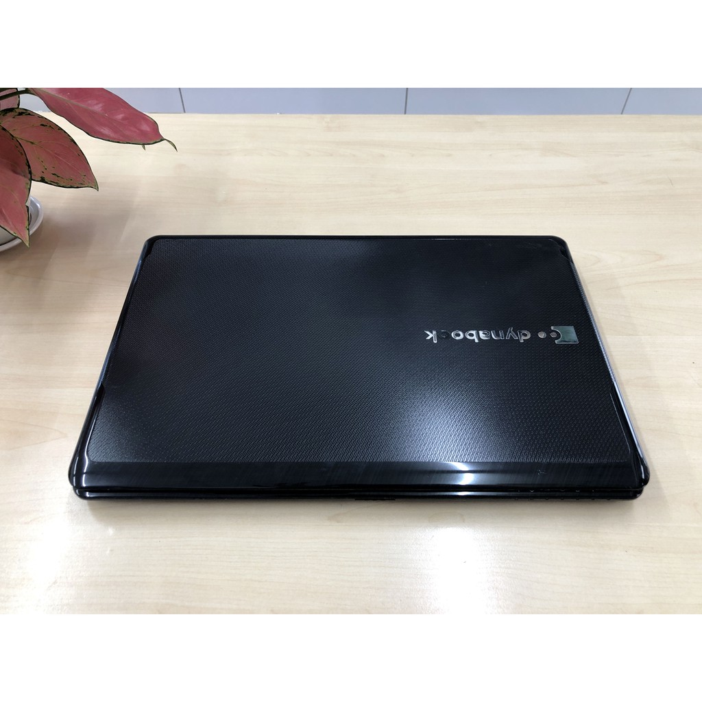 Laptop Toshiba Satellite AXW/70MW - i5 M520 -RAM 4G - 15 inch NHỎ GỌN