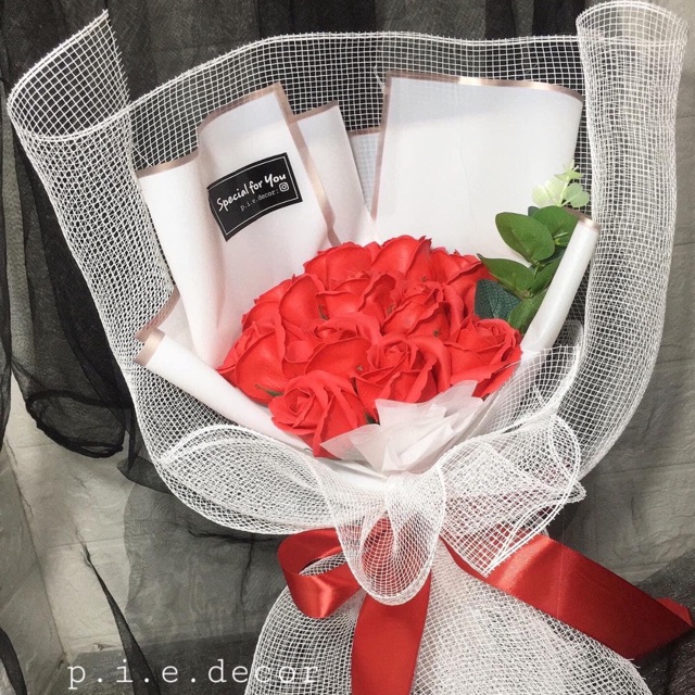 Bó hồng sáp 12 bông (ib chọn màu)