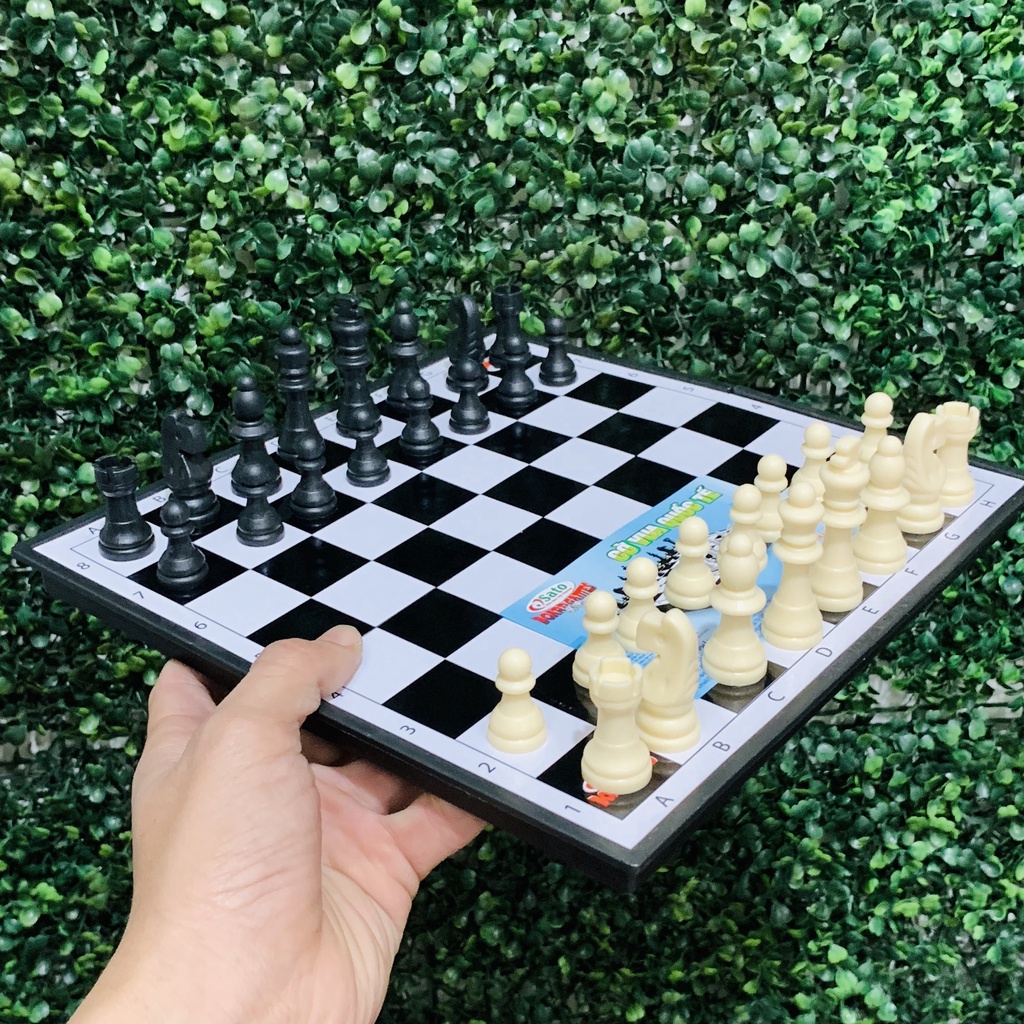 Đồ Chơi Board Game Cờ Vua Cờ Cá Ngựa Cờ Búng Bóng Đá Trò Chơi Chiến Thuật Rèn Luyện Trí Não Cho Bé