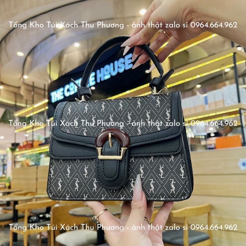 Túi quai xách dáng vuông đứng khoá móng ngựa in chữ kèm dây đeo chéo siêu sang chảnh (hàng loại 1)