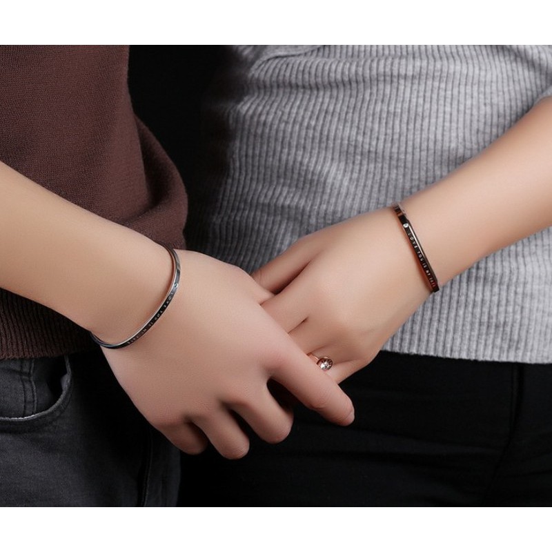 Bộ 2 Vòng Tay Đôi Nam Nữ Ti Tan Ko Đen TT 0955