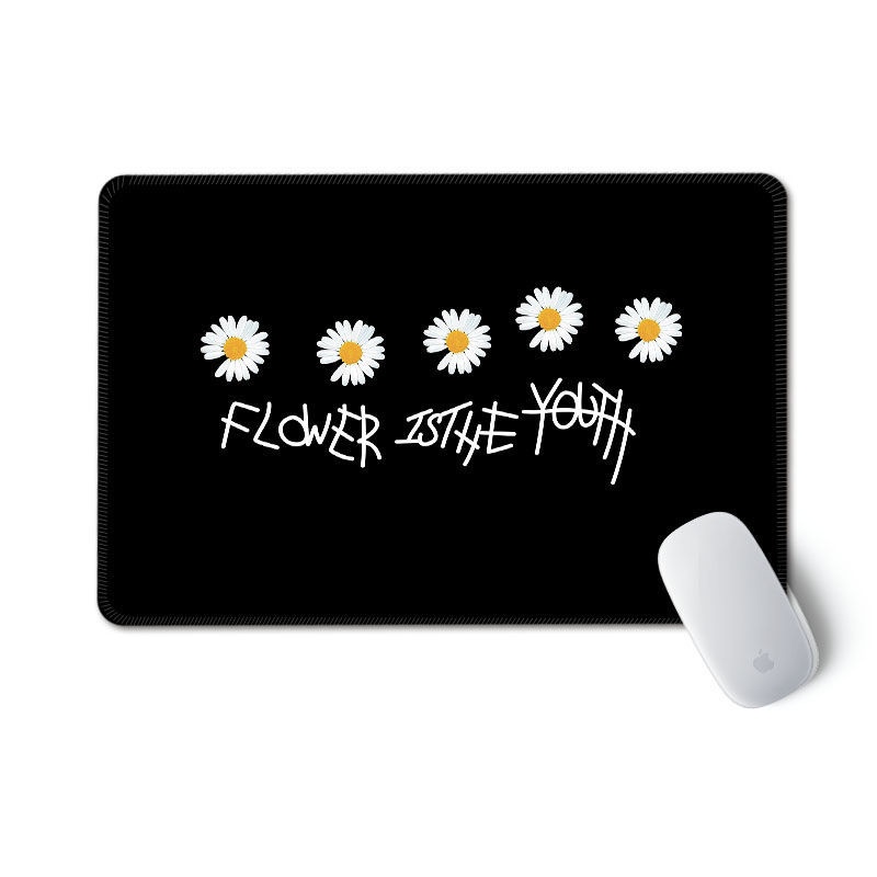 Tấm Lót Chuột Cao Su Hình Phi Hành Gia Chống Trượt Không Thấm Nước Màu Đen